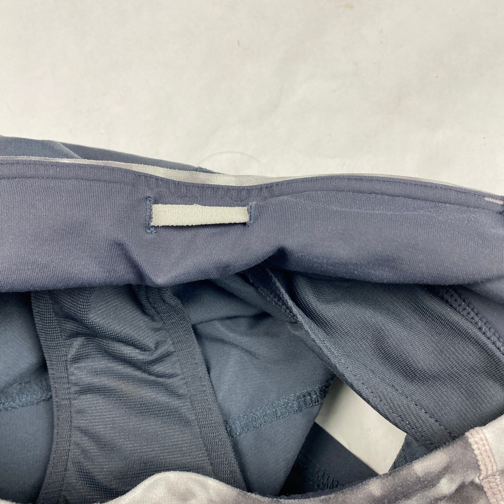 Lululemon Shorts Women's Size 4 - All Sport Running Gray - Picture 9 of 14